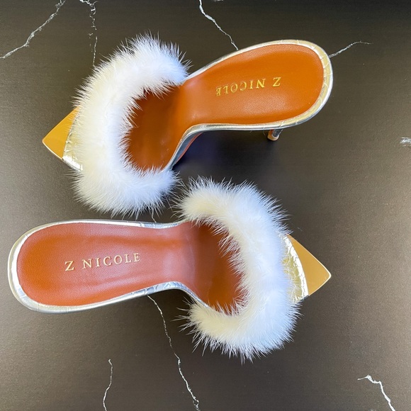Metallic silver mink fur mule shoes π₯π₯π₯ - Picture 2 of 5